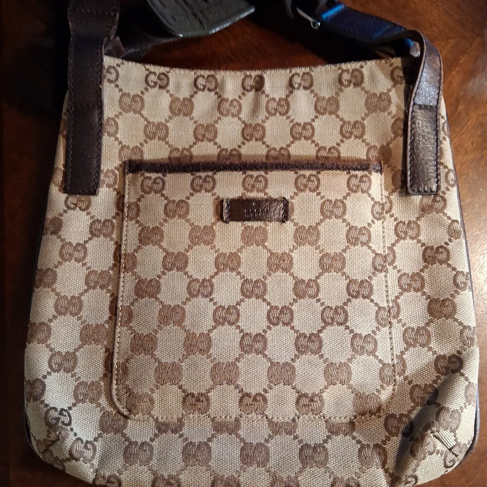 Gucci Tan and Brown Crossbody Bag - Picture 7 of 16